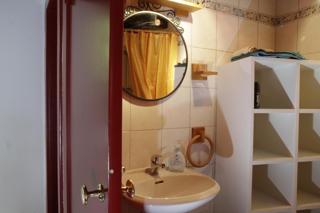 Bnb122 Bed&Breakfast Ascona Habitación foto